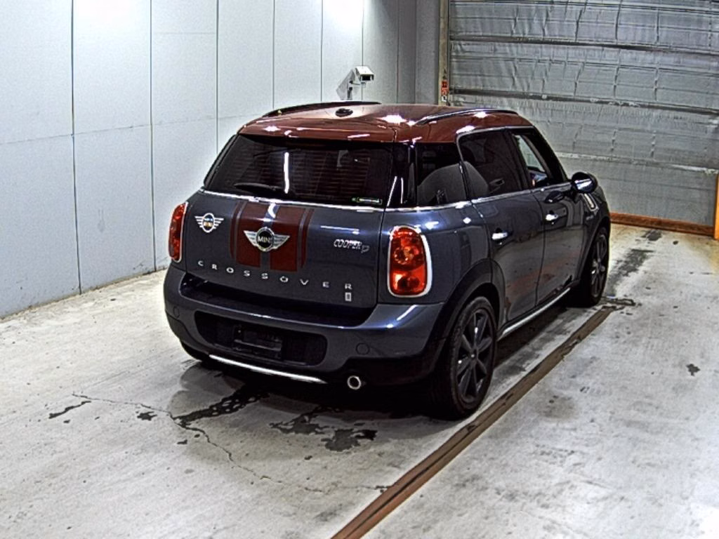 MINI CROSSOVER
