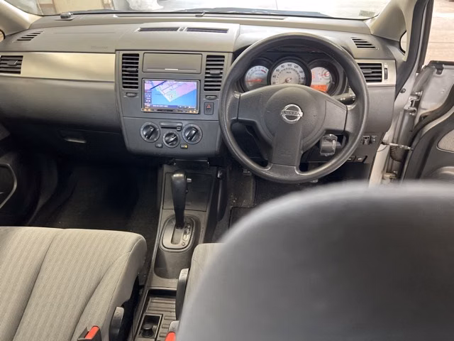 NISSAN TIIDA LATIO