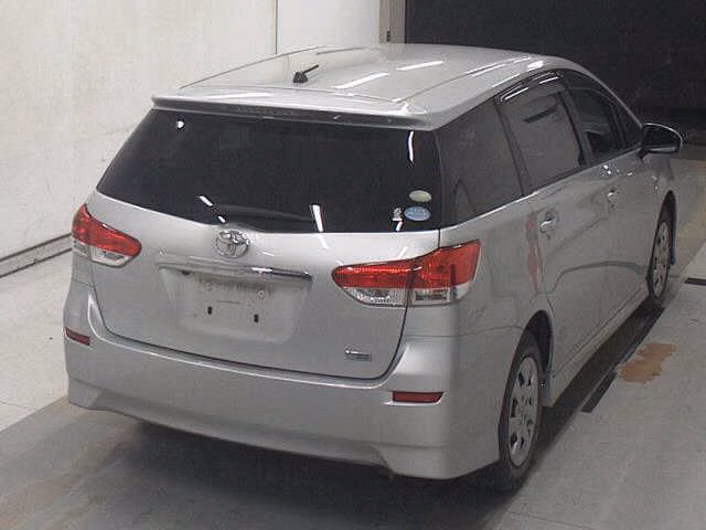 TOYOTA WISH
