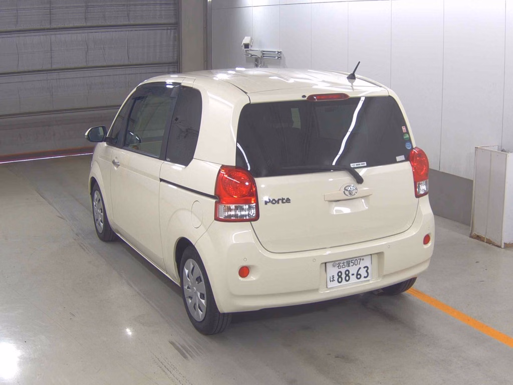 TOYOTA PORTE