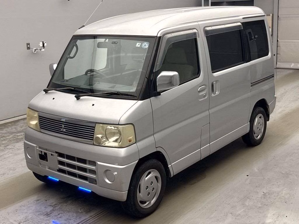 MITSUBISHI TOWN BOX