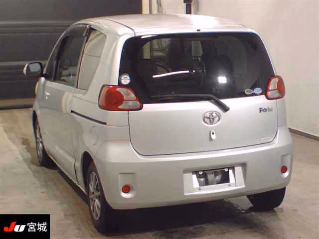 TOYOTA PORTE