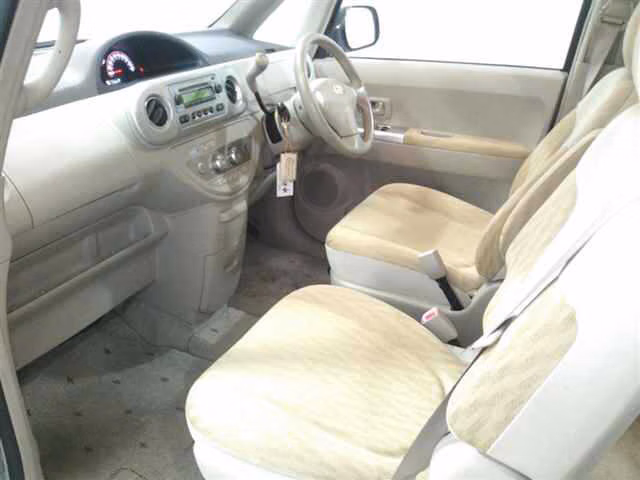 TOYOTA PORTE