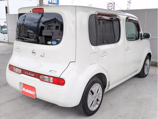 NISSAN CUBE