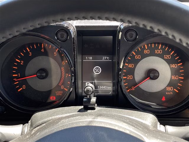 SUZUKI JIMNY SIERRA