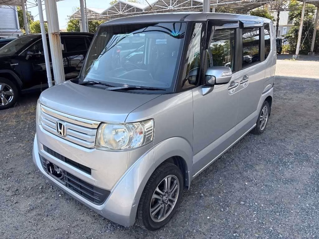 HONDA N-BOX