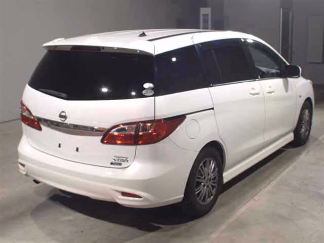 NISSAN LAFESTA