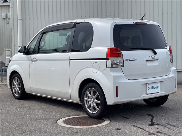 TOYOTA SPADE