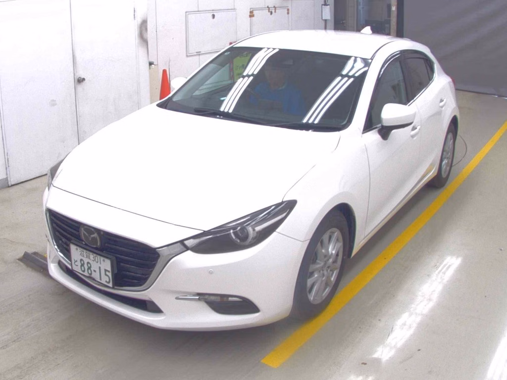 MAZDA AXELA