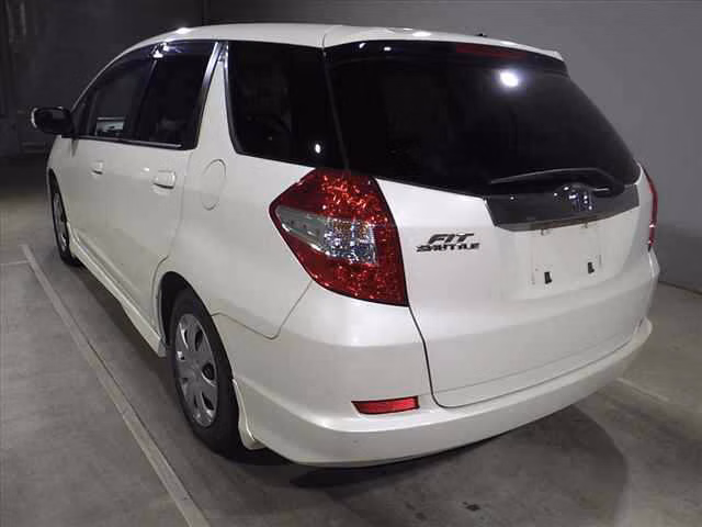 HONDA FIT SHUTTLE