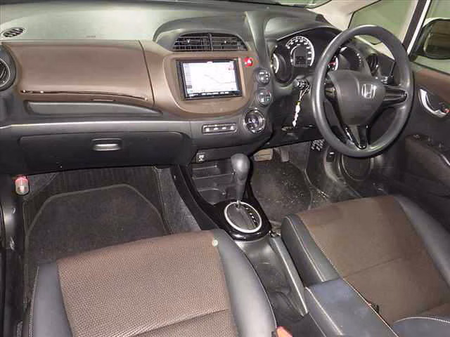 HONDA FIT SHUTTLE