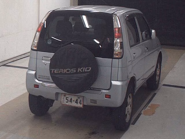 DAIHATSU TERIOS KID