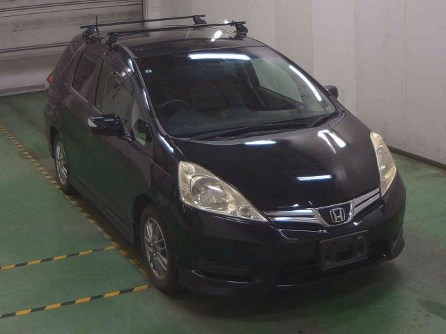 HONDA FIT SHUTTLE