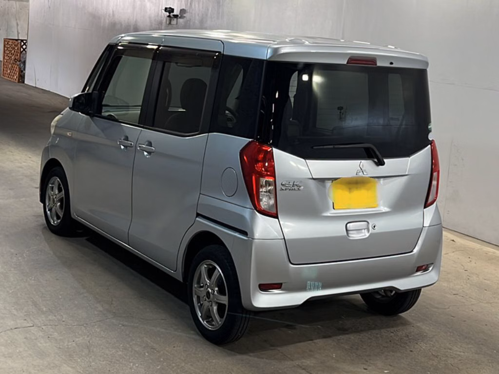 MITSUBISHI EK SPACE