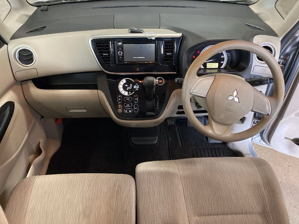 MITSUBISHI EK SPACE