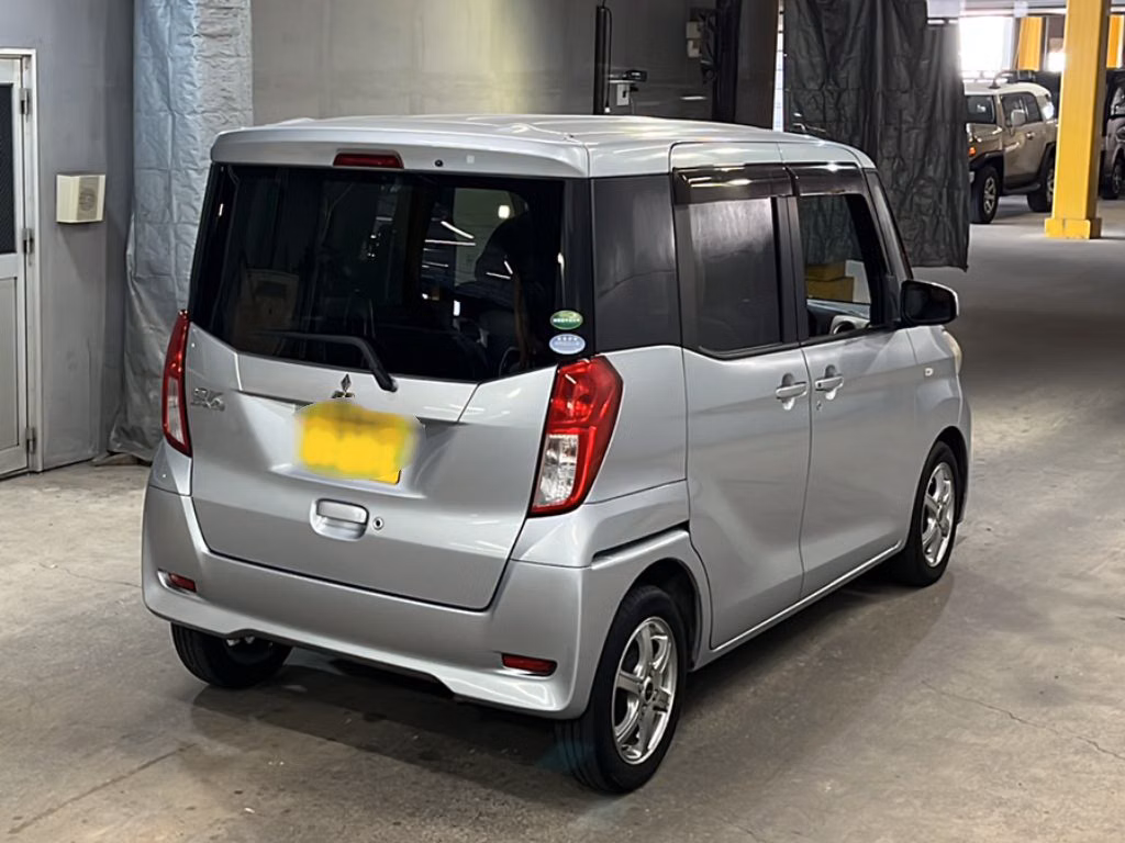MITSUBISHI EK SPACE