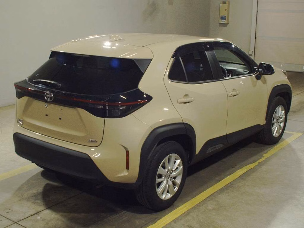 TOYOTA YARIS CROSS