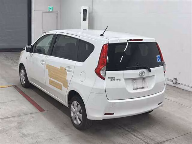 TOYOTA PASSO SETTE