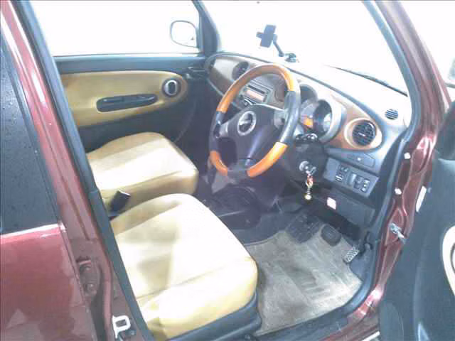 DAIHATSU MIRA GINO