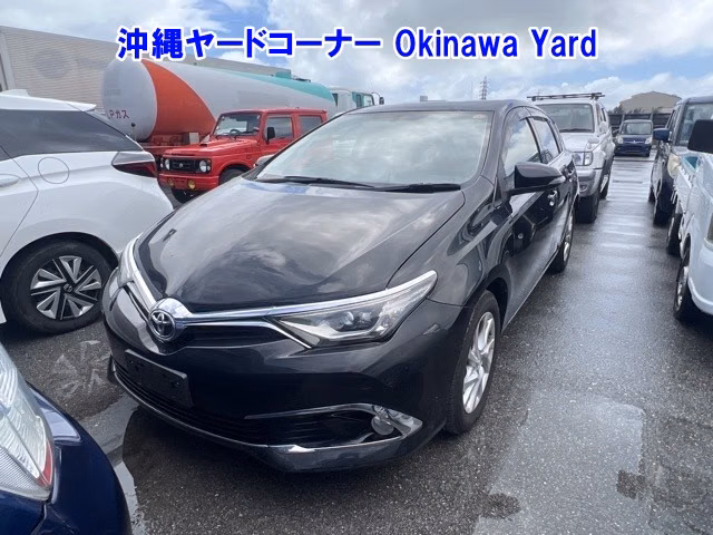 TOYOTA AURIS