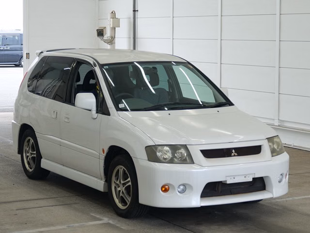 MITSUBISHI RVR