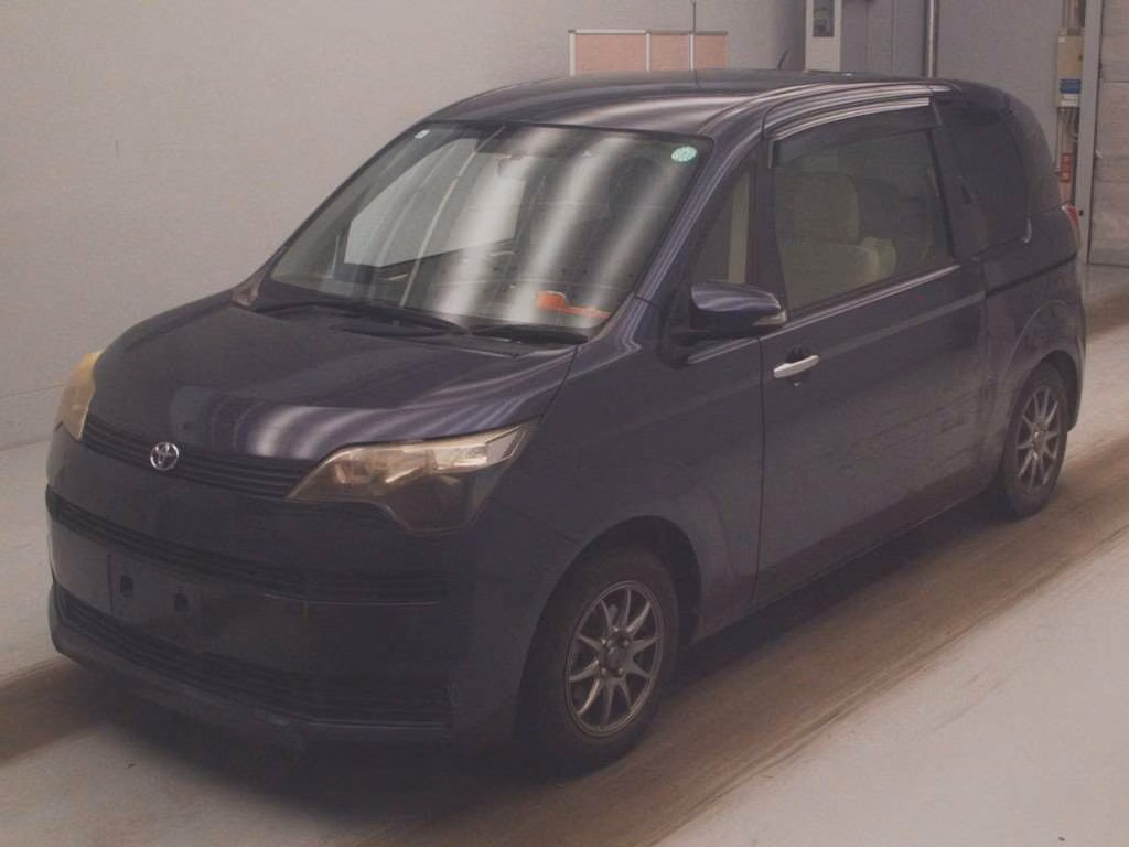 TOYOTA SPADE