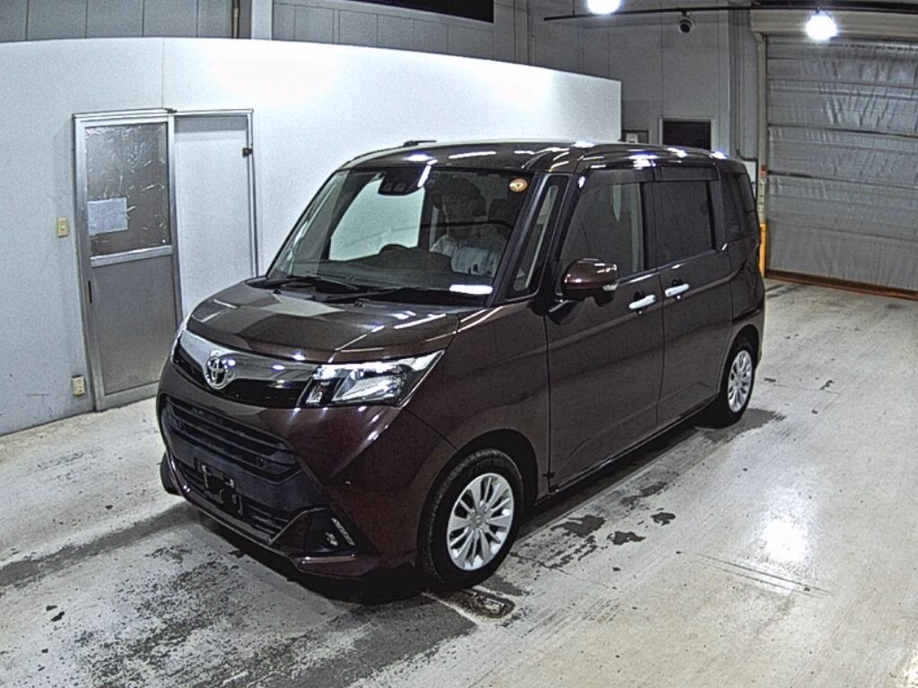 TOYOTA TANK