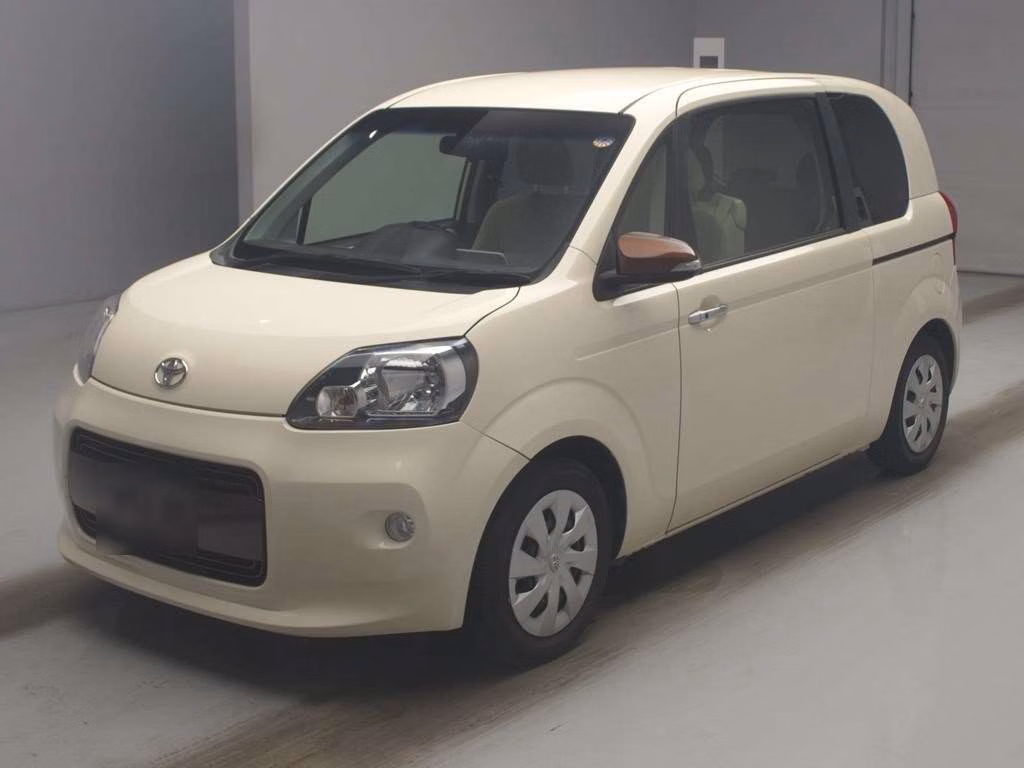 TOYOTA PORTE