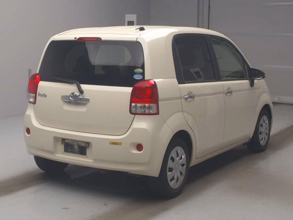 TOYOTA PORTE
