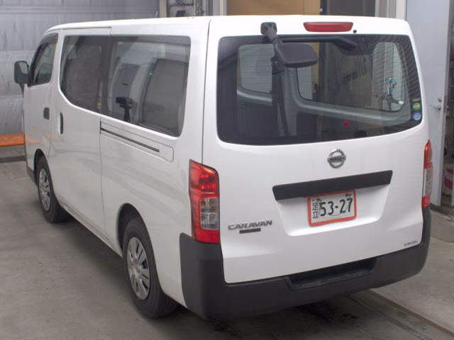 NISSAN NV350 CARAVAN
