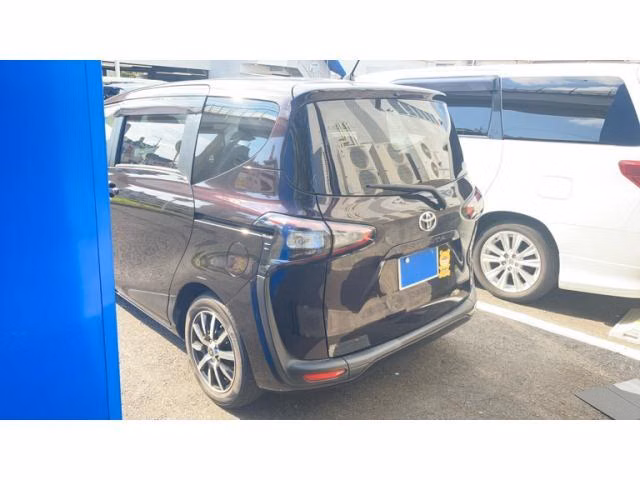 TOYOTA SIENTA