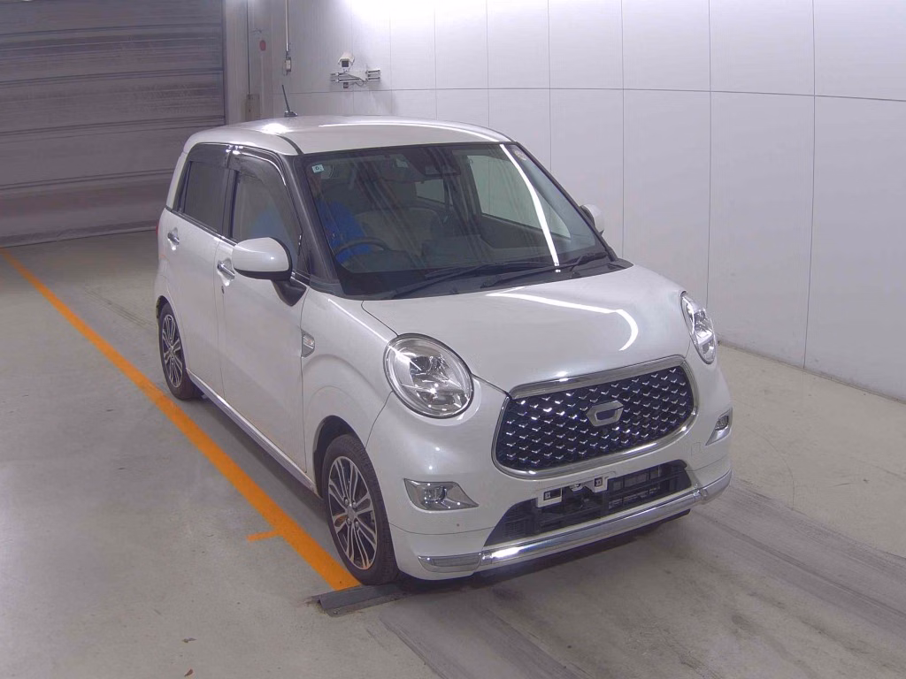 DAIHATSU CAST