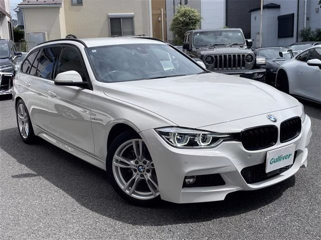 BMW 3-SERIES