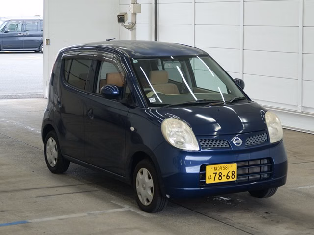 NISSAN MOCO