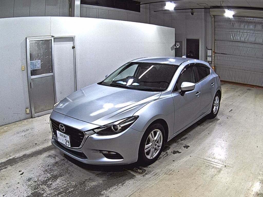MAZDA AXELA
