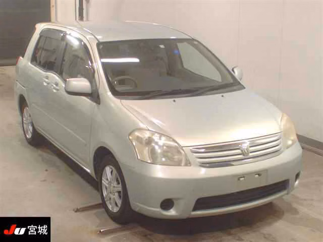 TOYOTA RAUM