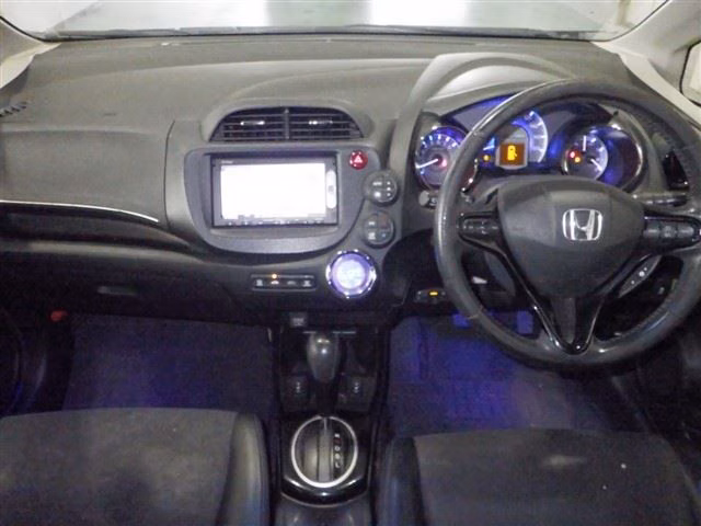 HONDA FIT SHUTTLE