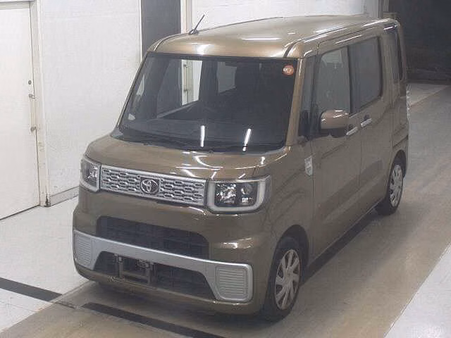 TOYOTA PIXIS MEGA