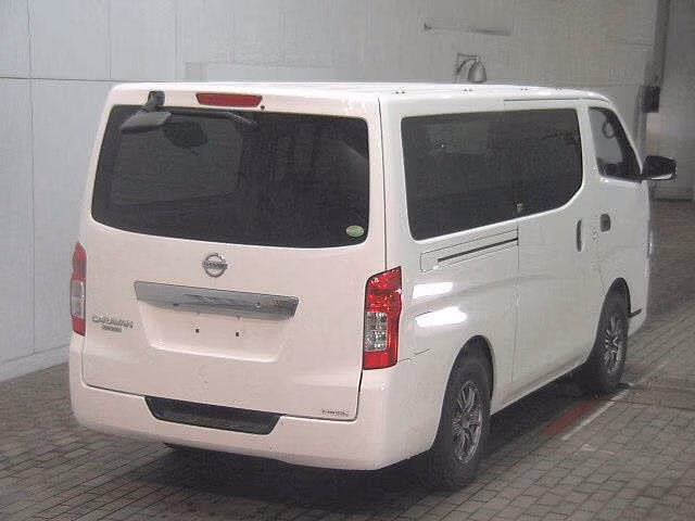 NISSAN NV350 CARAVAN