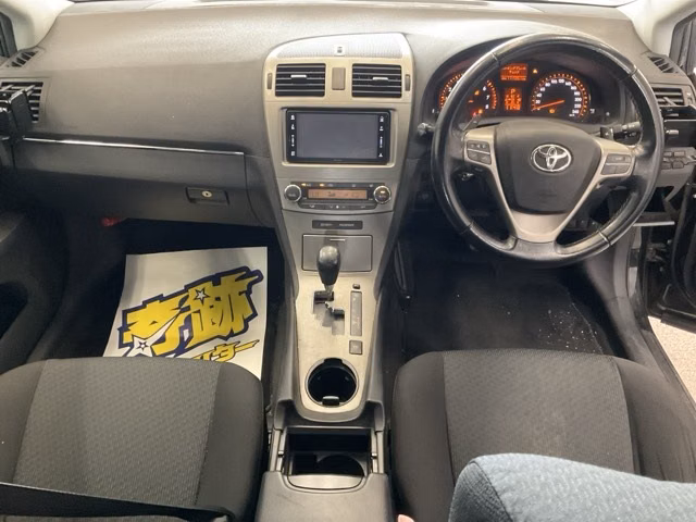 TOYOTA AVENSIS