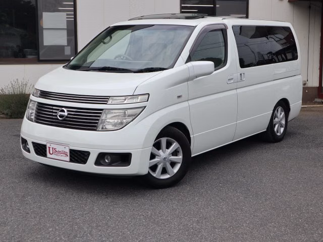 NISSAN ELGRAND