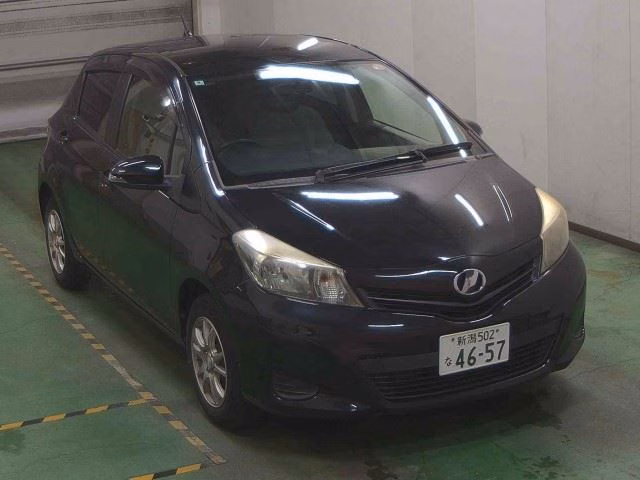 TOYOTA VITZ
