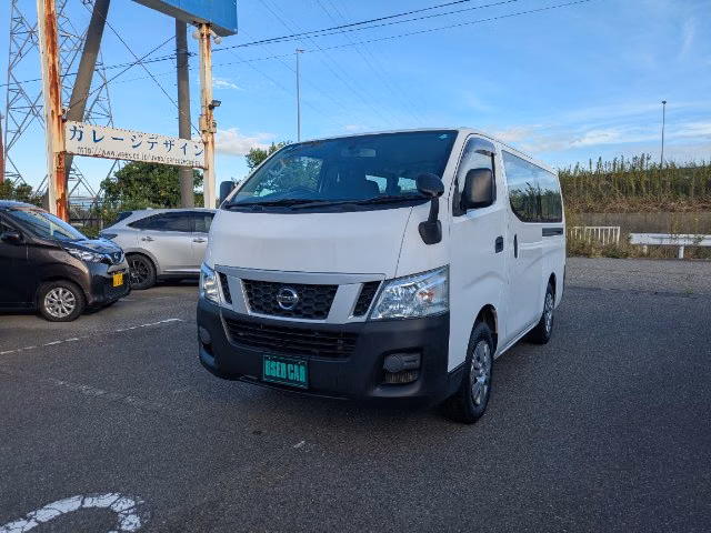 Nissan NV350 Caravan