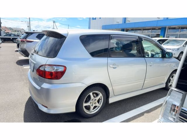 Toyota Ipsum