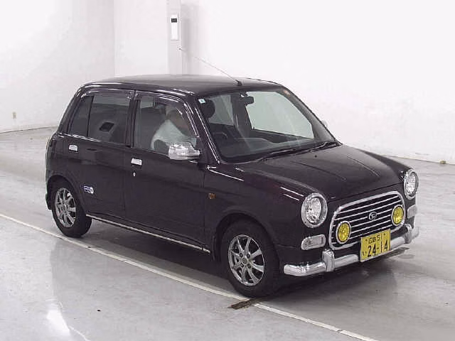 DAIHATSU MIRA GINO