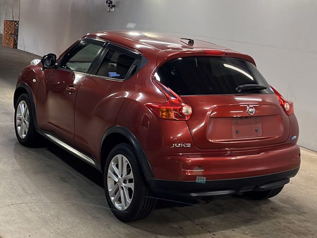 NISSAN JUKE