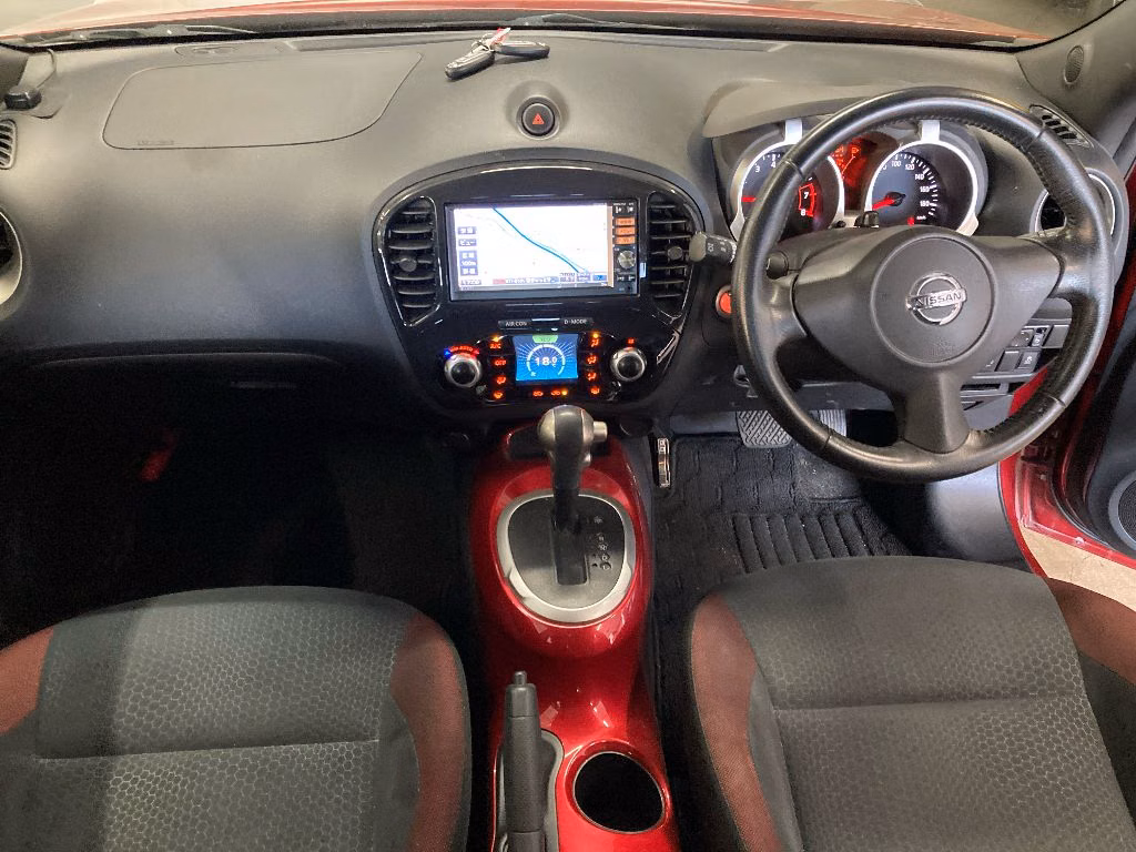 NISSAN JUKE