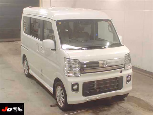 NISSAN NV100 CLIPPER