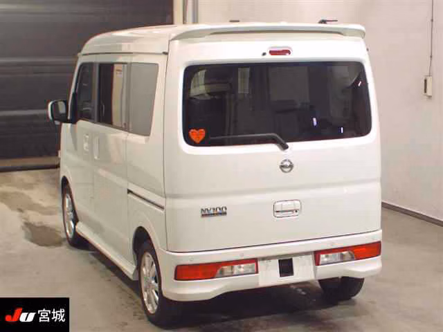 NISSAN NV100 CLIPPER