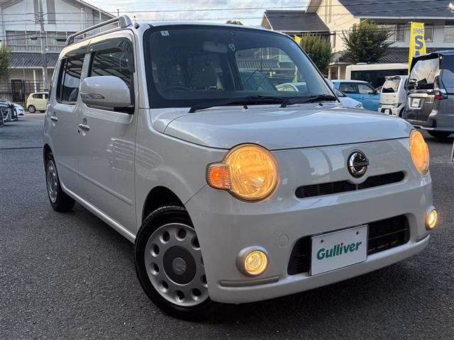 Daihatsu Mira Cocoa
